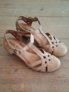 Woven Tan Leather Lattice/Criss-cross T-strap Mary Jane Sandals (Size US 6.5)